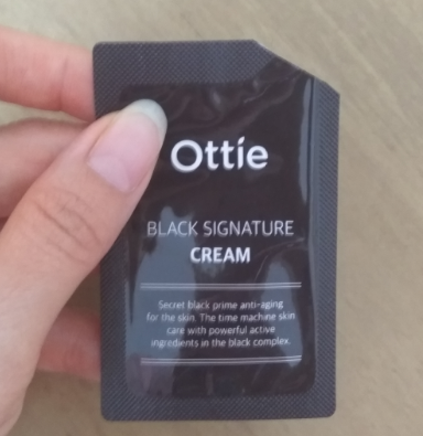 Ottie Пробник антивозрастного крема с муцином черной улитки Black Signature Cream