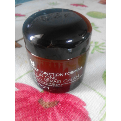 Mizon Многофункциональный восстанавливающий улиточный крем Multi Function Formula All In One Snail Repair Cream (75 мл)