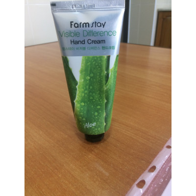 Farm Stay Успокаивающий крем для рук «Видимая разница» с экстрактом алоэ Visible Difference Hand Cream Aloe Vera 97% (100 мл)