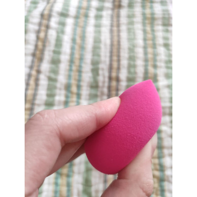 Michelle Безлатексный спонж для макияжа Water Latex Free Sponge (1 шт)