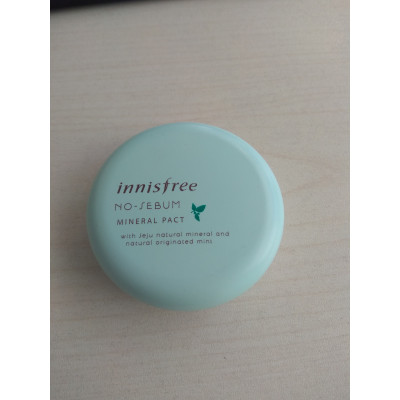 Innisfree Компактная минеральная матирующая пудра No-Sebum Mineral Pact (8,5 гр)