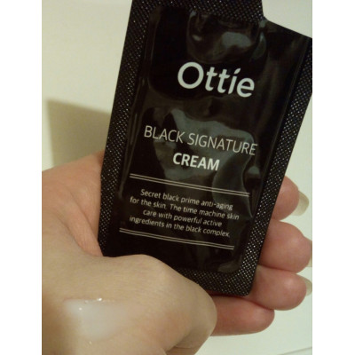 Ottie Пробник антивозрастного крема с муцином черной улитки Black Signature Cream