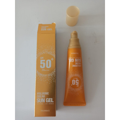 Deoproce Охлаждающий гиалуроновый солнцезащитный гель Hyaluronic Cooling Sun-Gel SPF50+ PA+++ (50 мл)